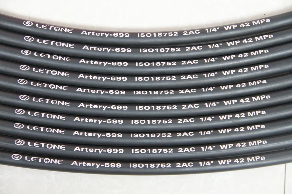 SAE 100R13 MSHA steel wire spiral hydraulic hose
